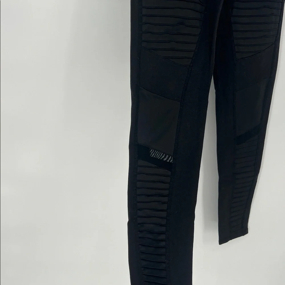 Alo Yoga High Waisted Moto Leggings Black SizeSmall Faux Leather Mesh Panels